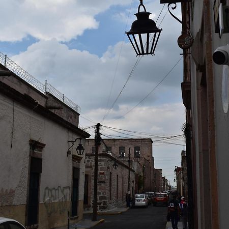 El Suburbio - Serapio Rendon موروليا المظهر الخارجي الصورة